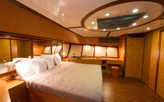 SERENITY 86 10
