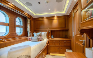 SEA OWL 34
