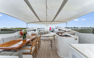 INVICTUS 9