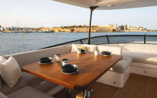 AZIMUT MAGELLANO 66 3