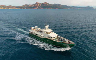 W EXPLORER