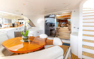 SEA BREEZE ONE 8