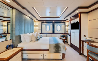 TITIAN PEARL 13