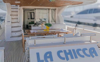 LA CHICCA 9