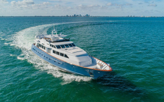 SILVER SEAS