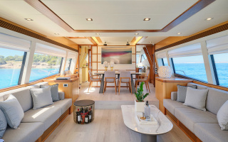 GOLDEN YACHT 13