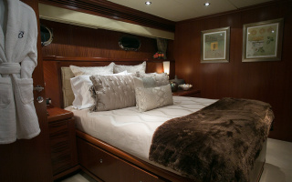 BEACHFRONT 9