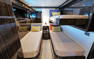 ANNELISE I 13