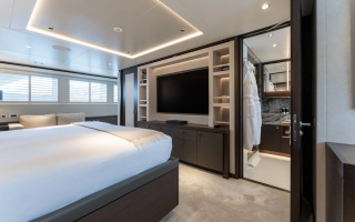 EMERALD 32