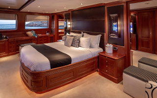 RIVA I 18