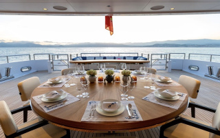 STARLUST 10