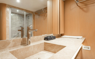 LE PIETRE 24
