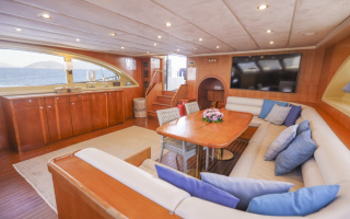 QUEEN OF SEA 15