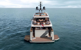 INS LAND 4
