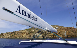 AMADEUS 2