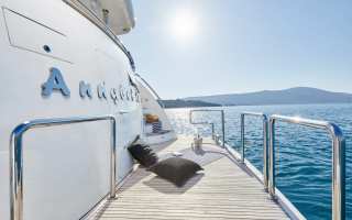 ANNABEL II 9