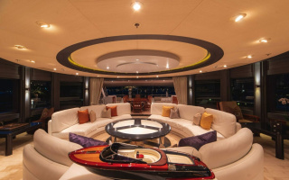 TRIDENT 7