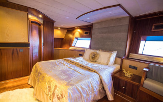 NEVRA QUEEN 16