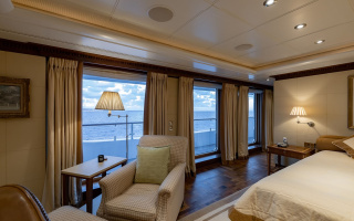 CARINTHIA VII 24