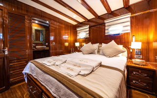 LYCIAN QUEEN 23