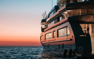 CLOUDBREAK 10