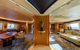 MALTESE FALCON 15