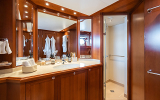 CORNELIA 29