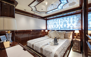 LADY LENA 20
