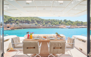 GOLDEN YACHT 8