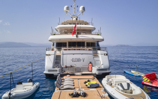 ELENA V 7