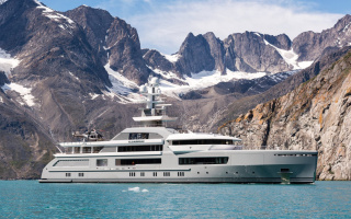 CLOUDBREAK 9
