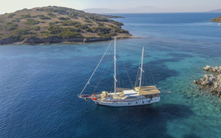 QUEEN OF SEA 28