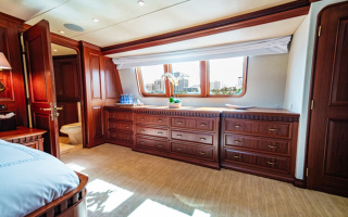 LEGACY 18