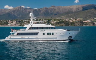 ATOM 32