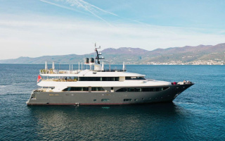 LADY TRUDY 24