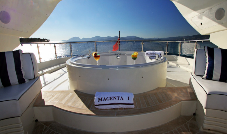 MAGENTA I