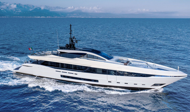 MANGUSTA GRANSPORT 45